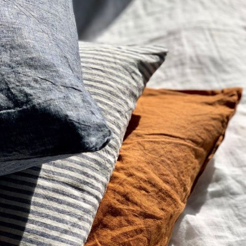 A guide to 'GSM' & 'Thread Count' in fabric and how to identify quality linen