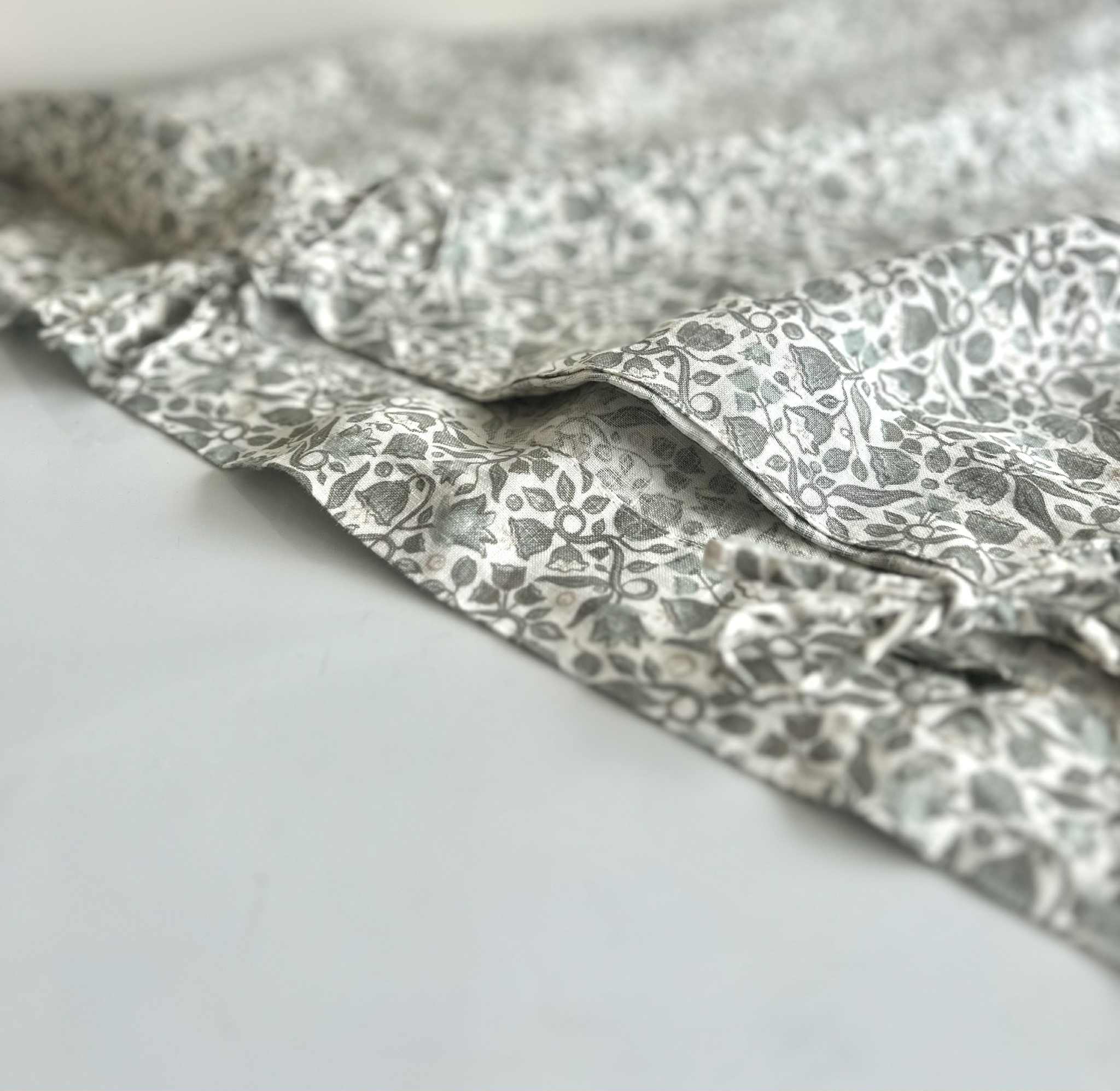 Evelyn Linen Cot Duvet