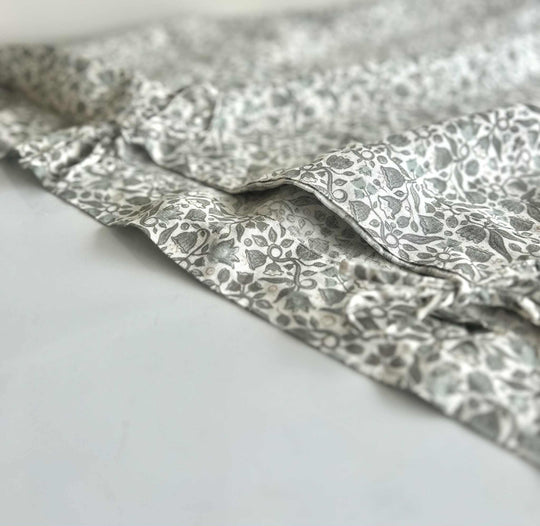 Evelyn Linen Cot Duvet