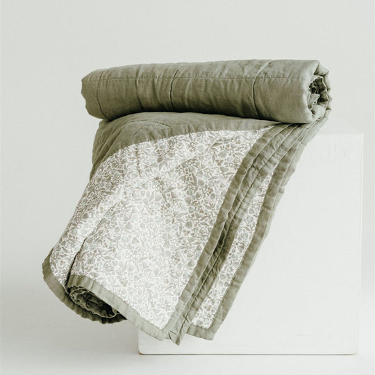 Evelyn X Cactus Linen Quilt