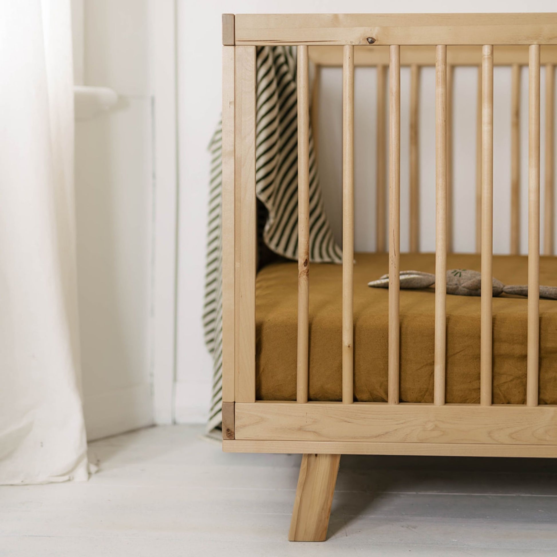 Ginger Honey Linen Cot/Bassinet Sheet