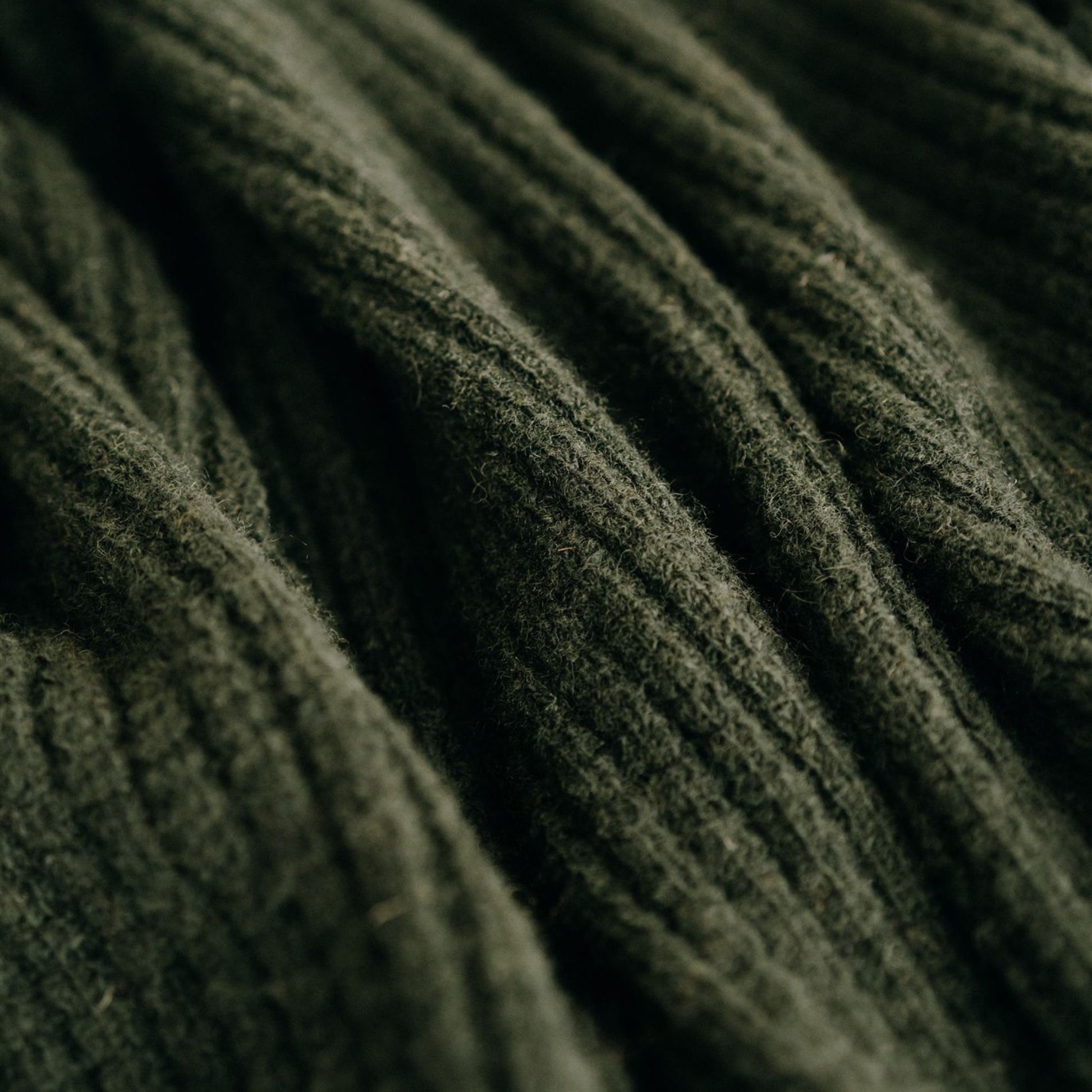 Foxtrot Home New Zealand Wool Throw Blanket Moss Green